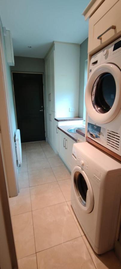 Dunkerron Woods Holiday Homes ケンメア エクステリア 写真