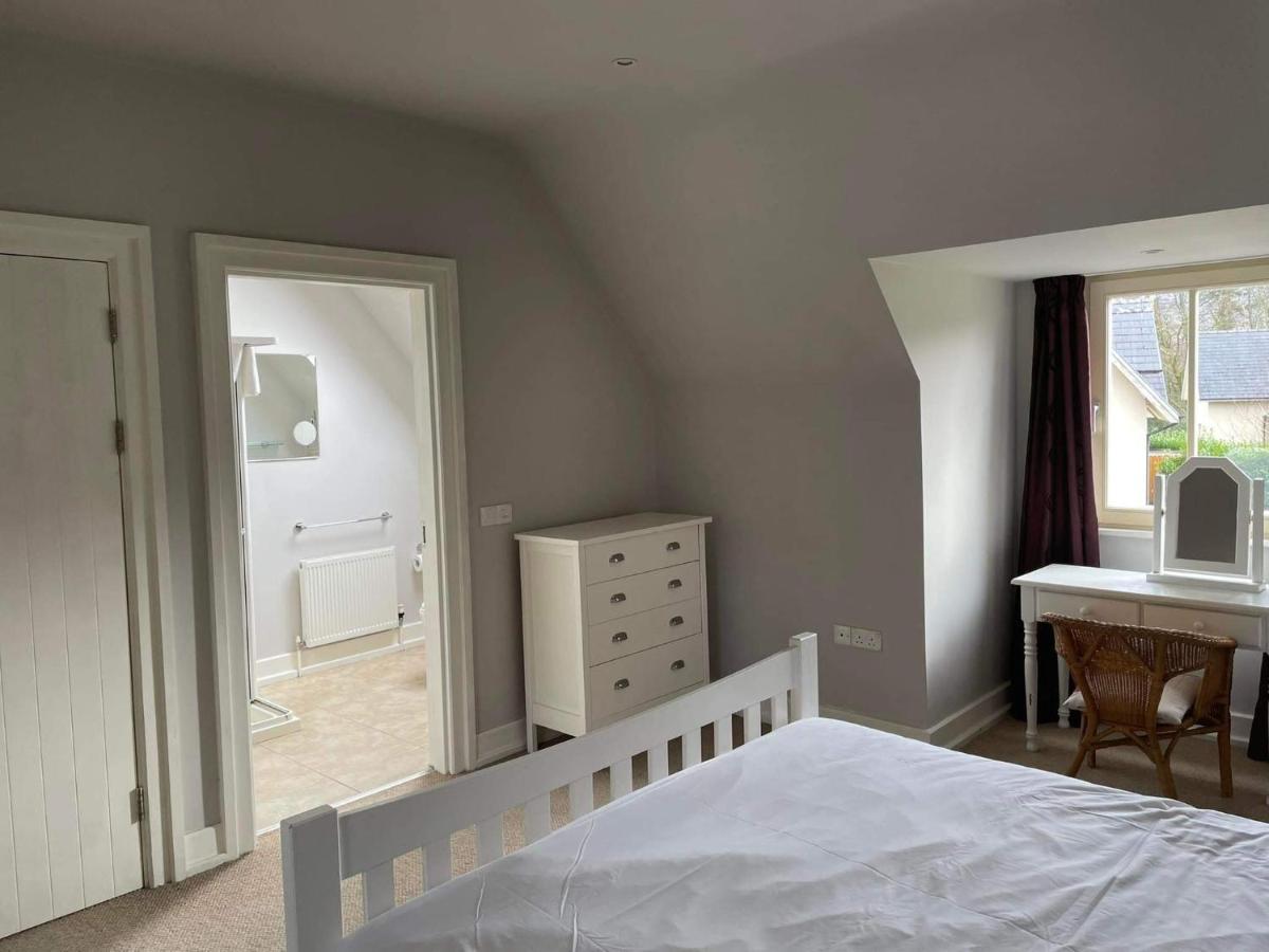Dunkerron Woods Holiday Homes ケンメア エクステリア 写真