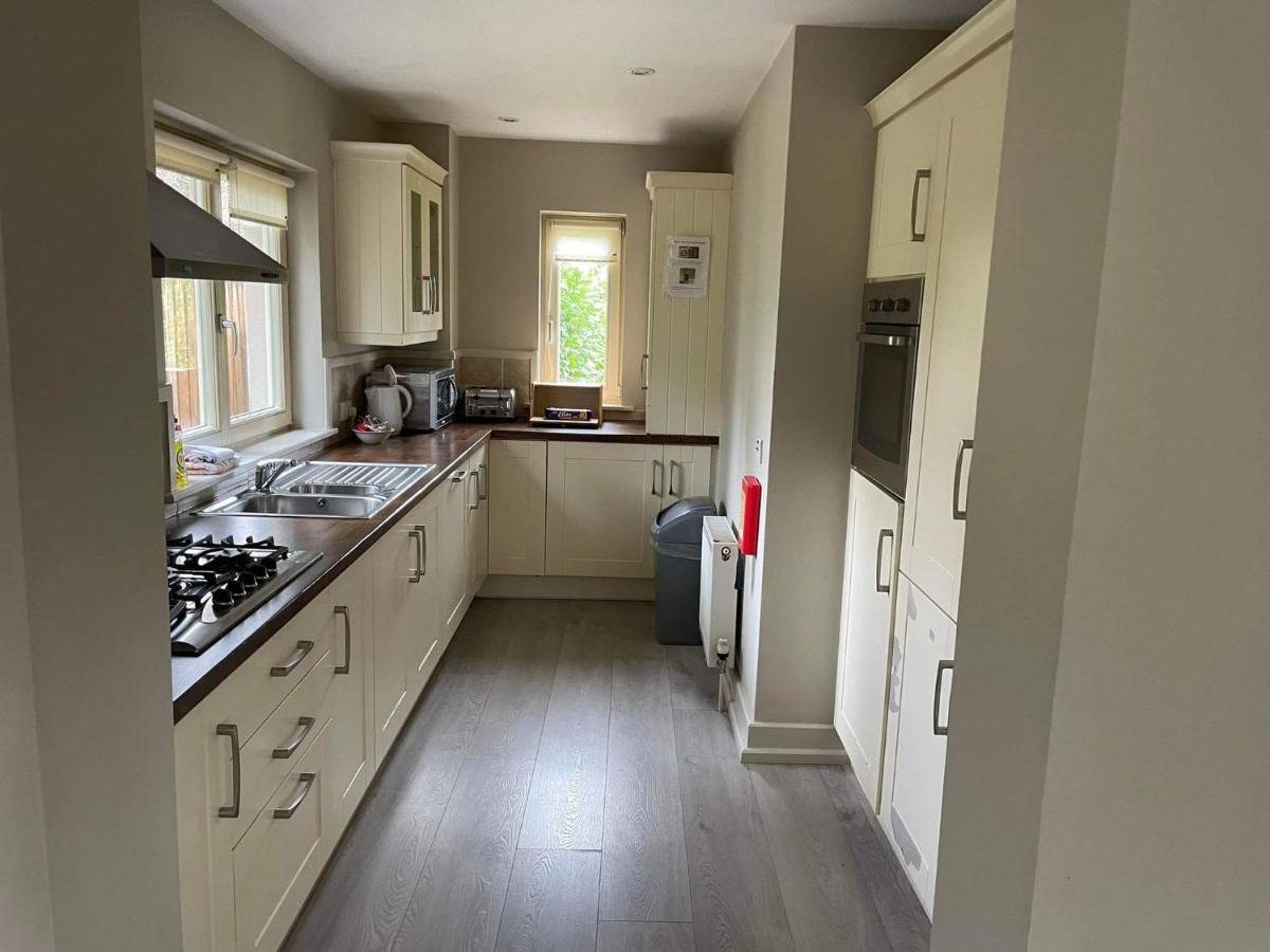 Dunkerron Woods Holiday Homes ケンメア エクステリア 写真