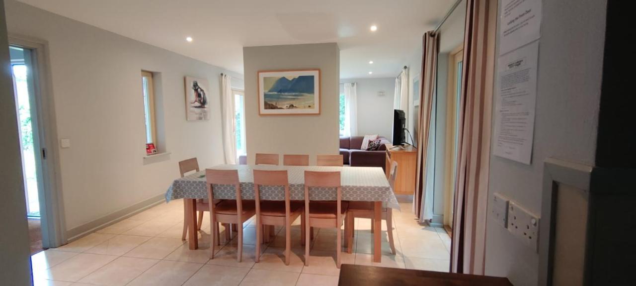 Dunkerron Woods Holiday Homes ケンメア エクステリア 写真